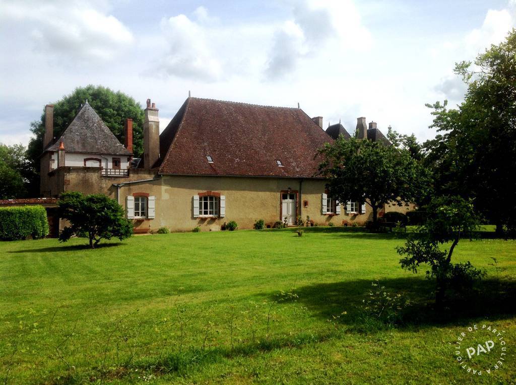 Vente maison 540 m² SaintLéon (03220) 540 m² 479.000 € De