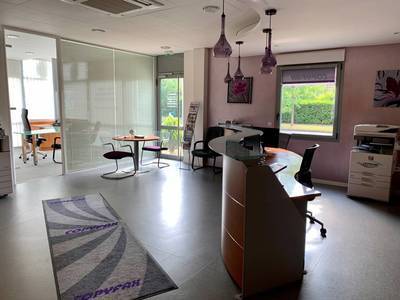 Bureaux, local professionnel Serris (77700) - 280 m² - 4.300 €