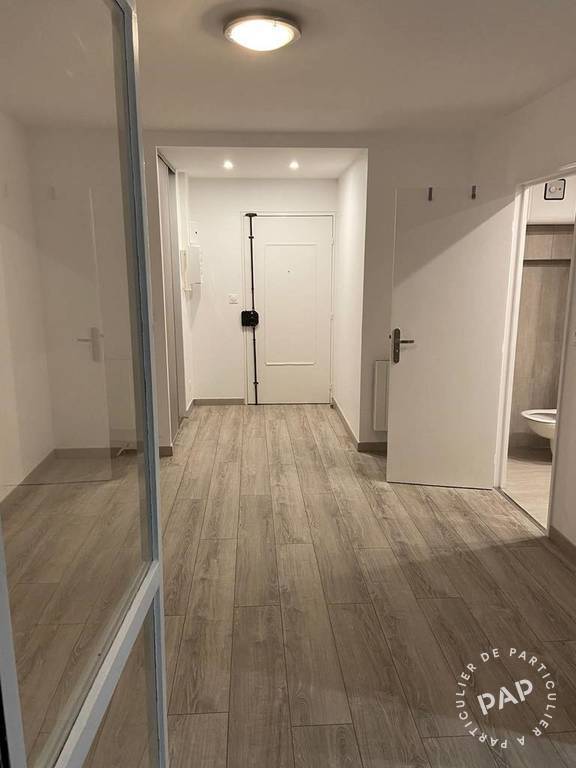 Location appartement studio Paris 19e