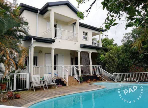Vente maison 9 pièces Sainte-Suzanne (97441)