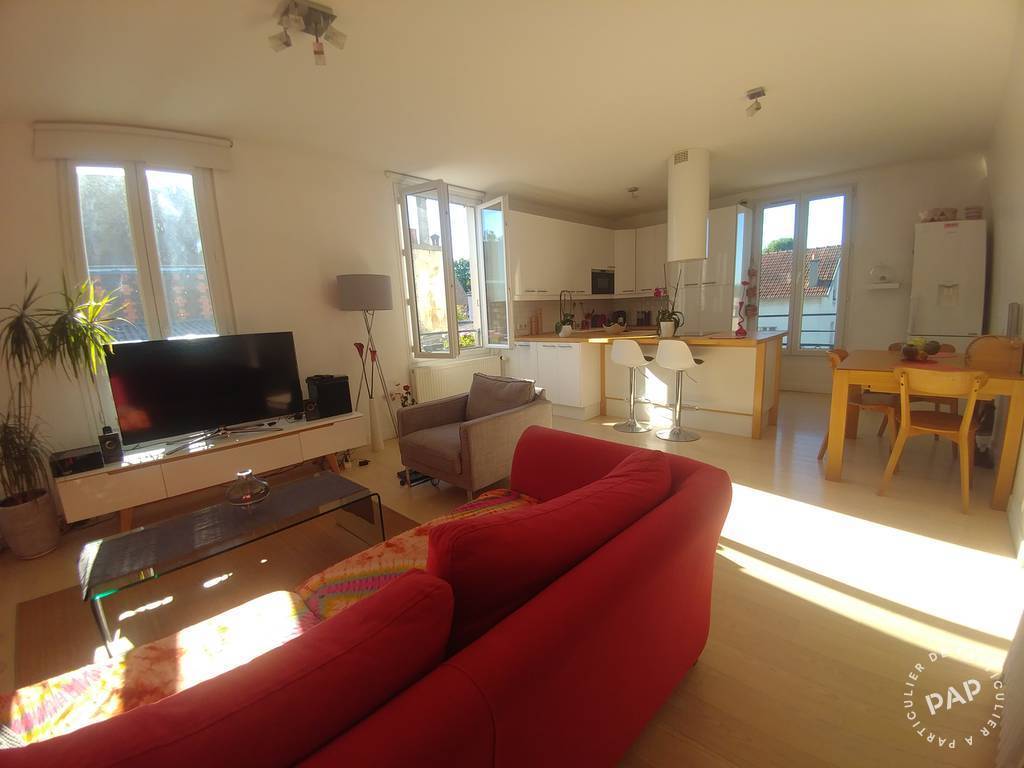 Appartement à Vendre à Saint Germain En Laye Vente appartement 4 pièces 78 m² Saint-Germain-En-Laye (78100) - 78 m²