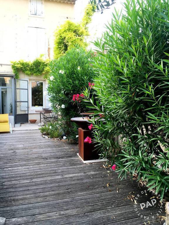 Vente maison 6 pièces Saint-Saturnin-lès-Avignon (84450)