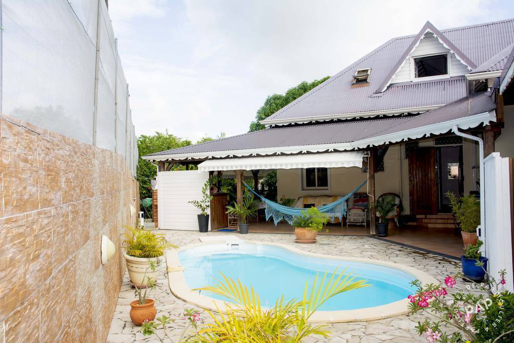 Vente maison 245 m² Le Moule (97160) 245 m² 550.000 € De Particulier à Particulier PAP