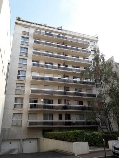Issy-Les-Moulineaux