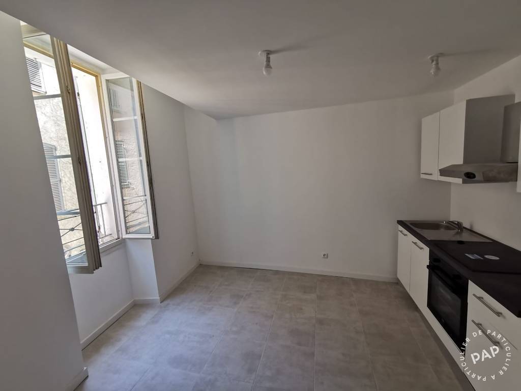Vente appartement studio Hyères (83400)