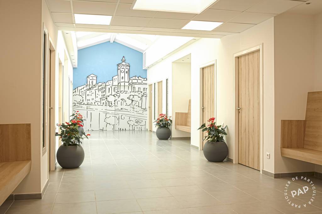Location Bureaux et locaux professionnels La Ciotat (13600) 17 m² 650 €