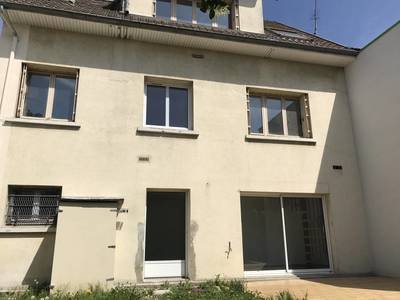 Saint-Denis (93200)