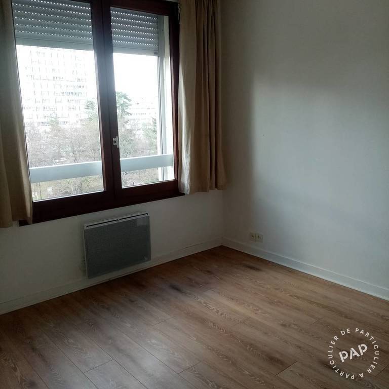 Location appartement studio Courbevoie (92400)
