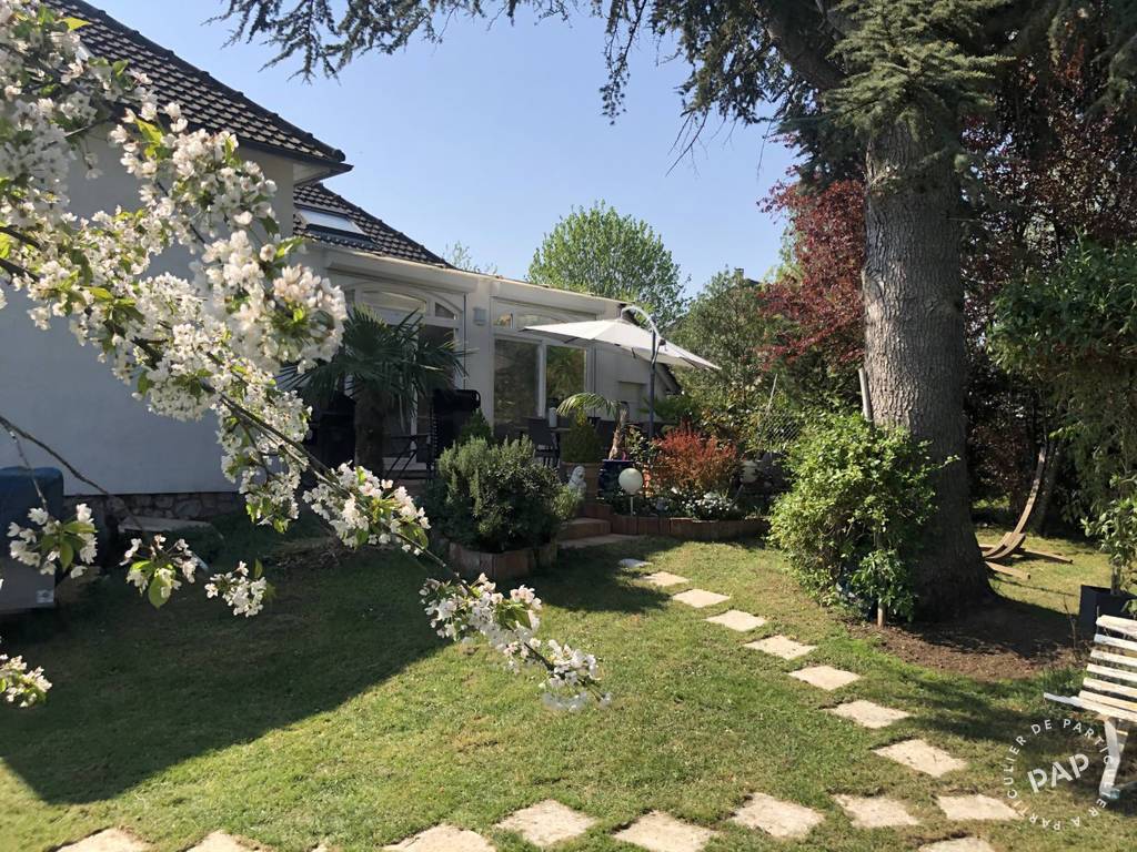 Vente maison 6 pièces Le Gué-de-Longroi (28700)