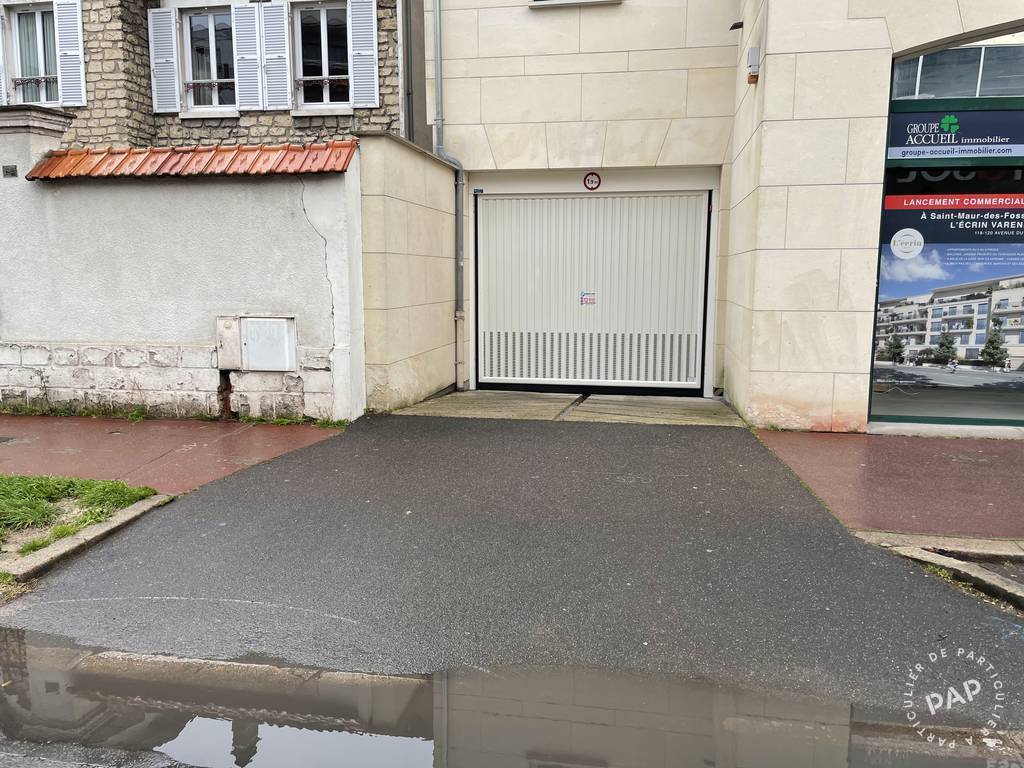 Location Garage, parking Saint-Maur-Des-Fossés (94100)  140&nbsp;&euro;