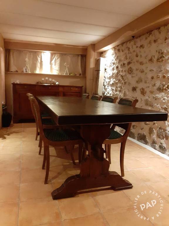 Location immobilier 3.300&nbsp;&euro; Courbevoie (92400)