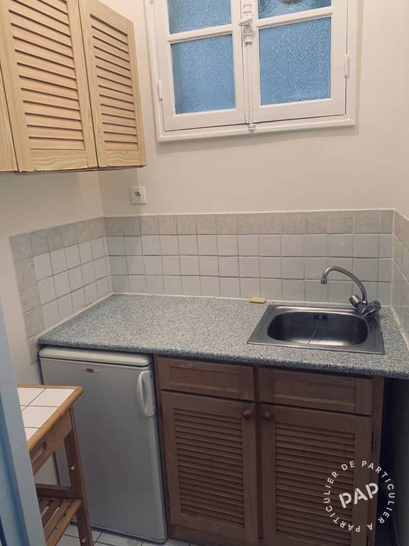 Location appartement studio Paris 7e