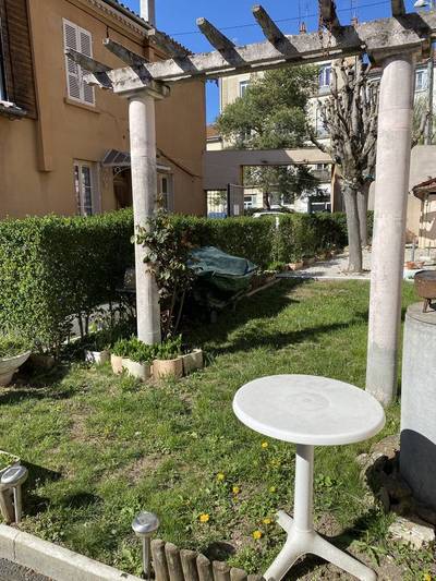 Villefranche-Sur-Saône (69400)