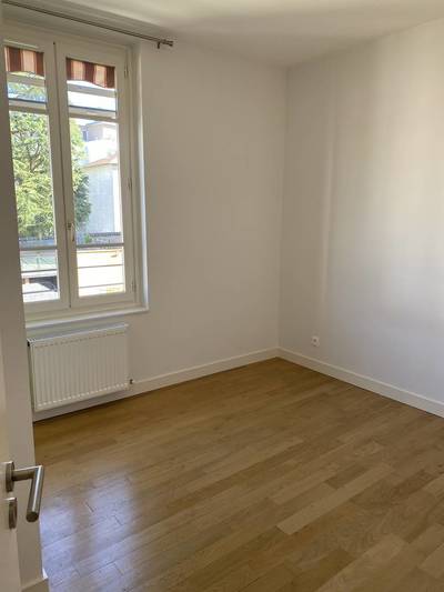 Villefranche-Sur-Saône (69400)