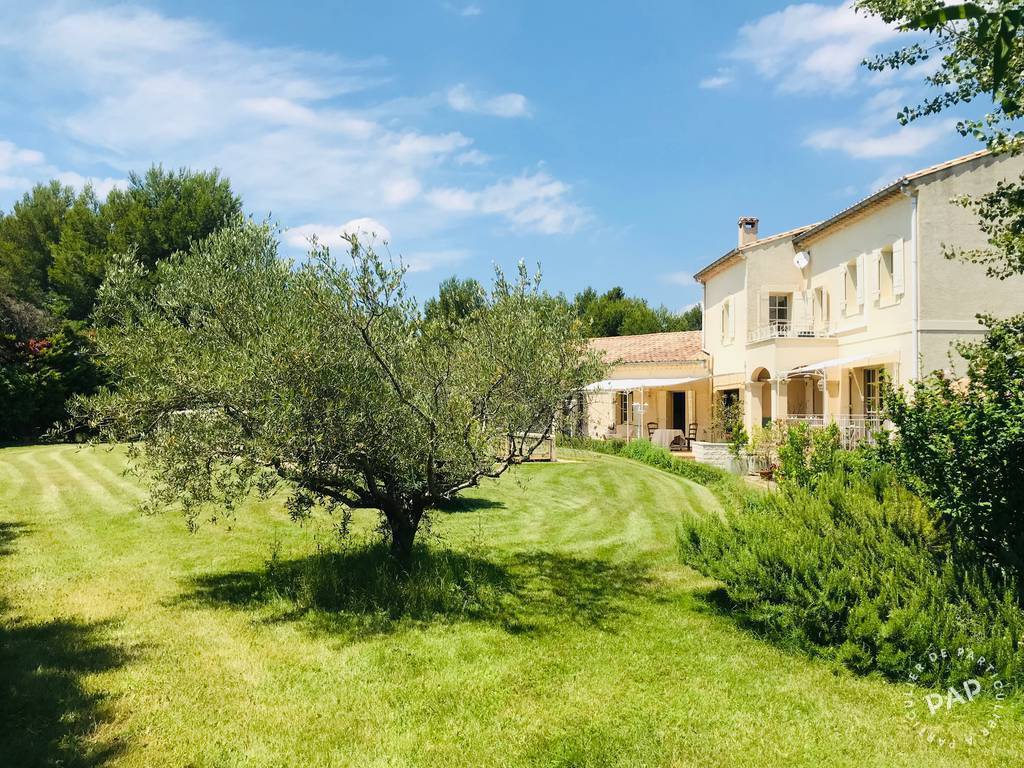 Vente maison 15 pièces Châteaurenard (13160)