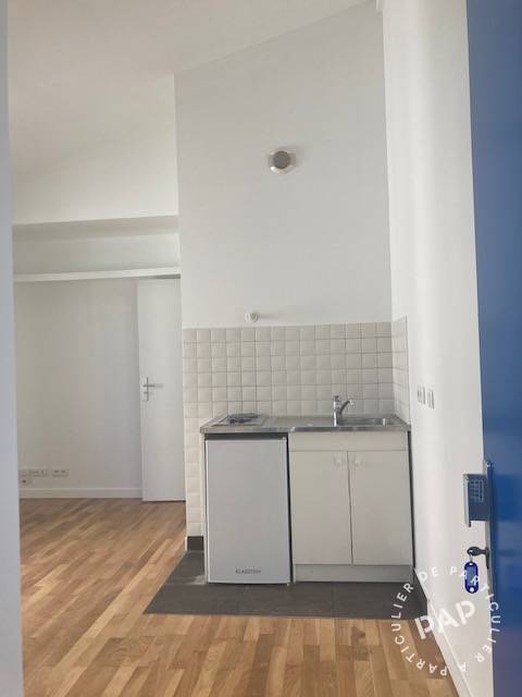 Location appartement studio Paris 20e