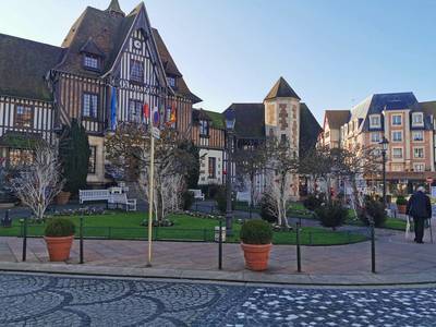 Deauville (14800)