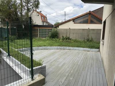 Avec Terrasse Et Jardin 80 M²