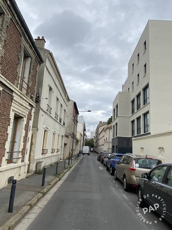 Location meublée appartement 2 pièces 30 m² SaintDenis (93210) 30 m² 900 € De Particulier Location meublée appartement 2 pièces 30 m² SaintDenis (93210) 30 m² 900 € De Particulier