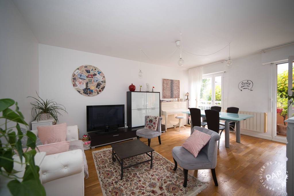 Vente appartement 3 pièces Saint-Laurent-du-Var (06700)