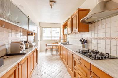 Neuilly-Sur-Seine (92200)