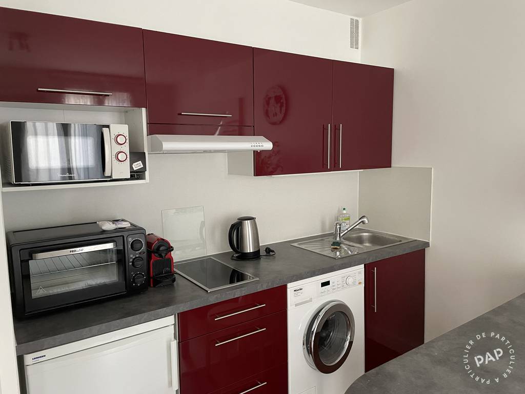 Location appartement studio Paris 3e