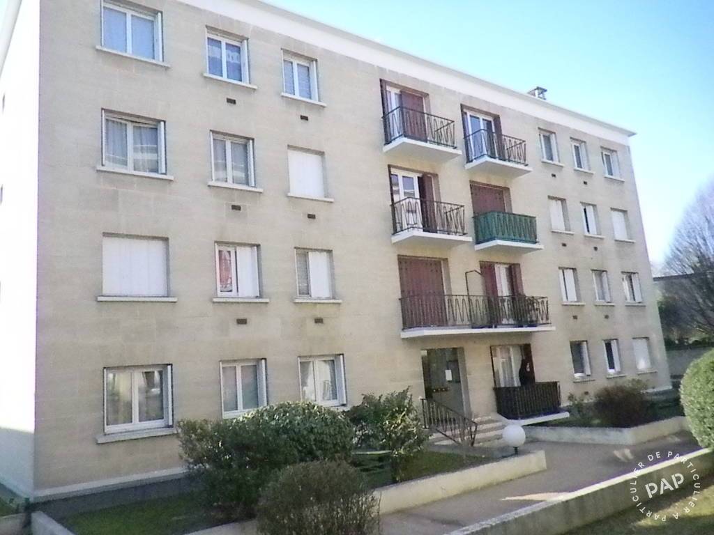 Location immobilier 890&nbsp;&euro; Saint-Maur-Des-Fossés (94100)