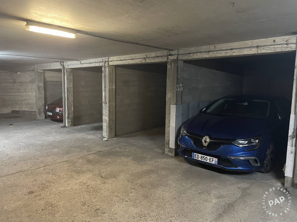 Location Garage, parking Bourg-La-Reine (92340)  65&nbsp;&euro;