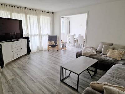 Vente appartement 5 pièces 104 m² Plaisir (78370) - 278.000 €