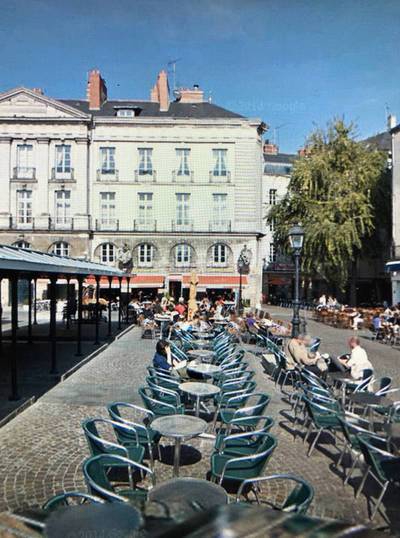 Nantes (44000)