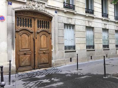 Bureaux, local professionnel Paris 16E (75016) - 10 m² - 500 €
