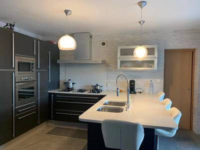 Villa 210M2 + Appartement 2 Pièces 33M2 Villetelle (34400)