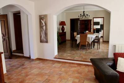 Roquefort-Les-Pins (06330)