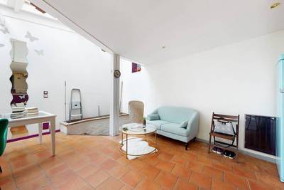 Nemours