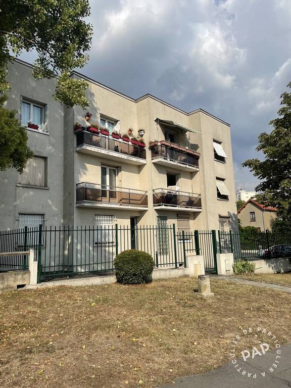 Vente appartement 4 pièces 90 m² Le Bourget (93350) 90 m² 325.000