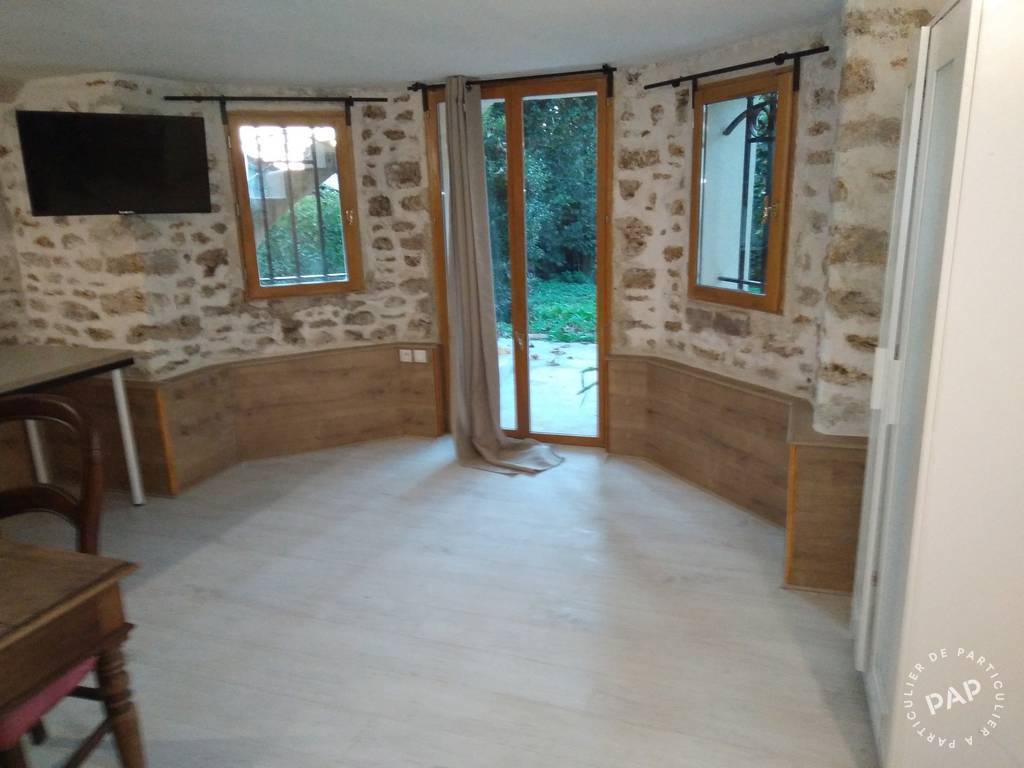 Location meublée studio 24 m² AthisMons 24 m² 550 € Particulier