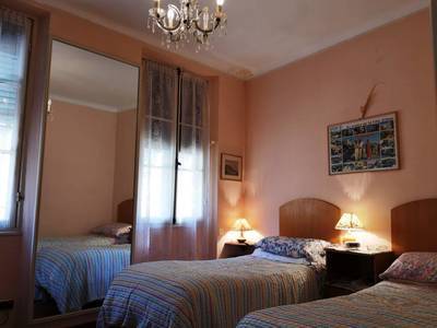 Nice (06100)
