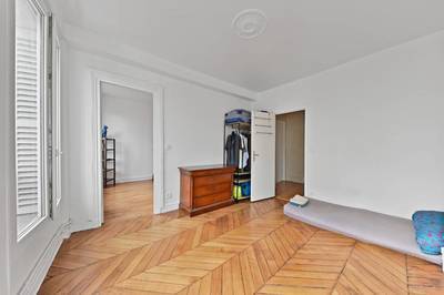 Paris 18E