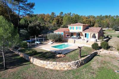 Cabasse (83340)