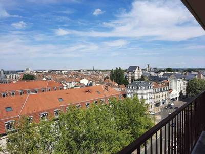 Troyes (10000)