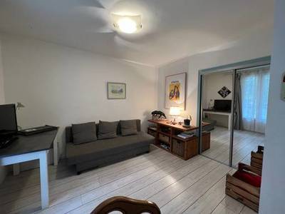 Avignon (84000)