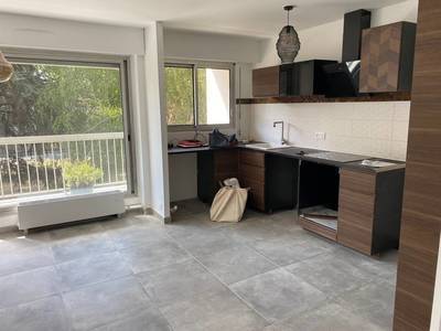 Courbevoie (92400)