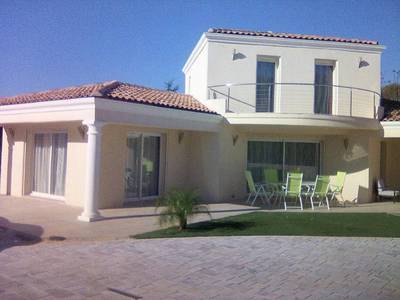 Sanary-Sur-Mer (83110)
