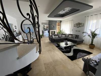 Carpentras (84200)