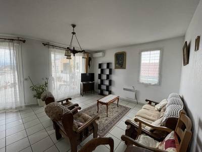 Fréjus (83600)