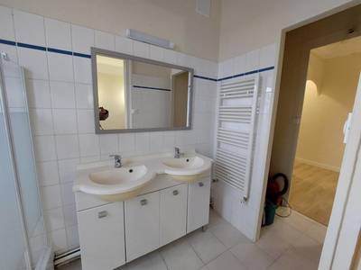 Villeurbanne (69100)