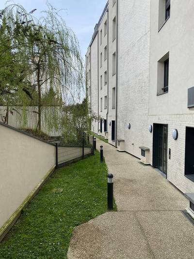 Montreuil (93100)