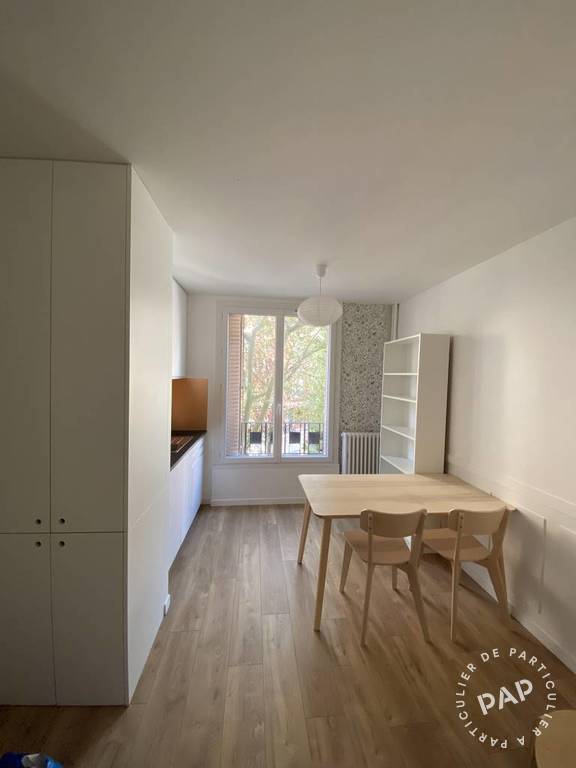 Location appartement studio Paris 20e